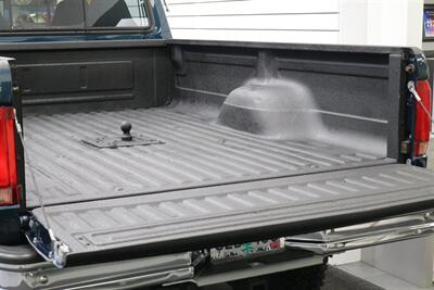 1995 Ford F-350 XLT  1-OWNER* 100% RUST FREE* 73K ACTUAL MILES* NEW 4 " BDS LIFT W/ FOX SHOCKS* NEW 35 " BFG KO3s* FULL FRESH SERVICE* ALL ORIGINAL BOOKS & MANUALS - Photo 47 - Portland, OR 97230