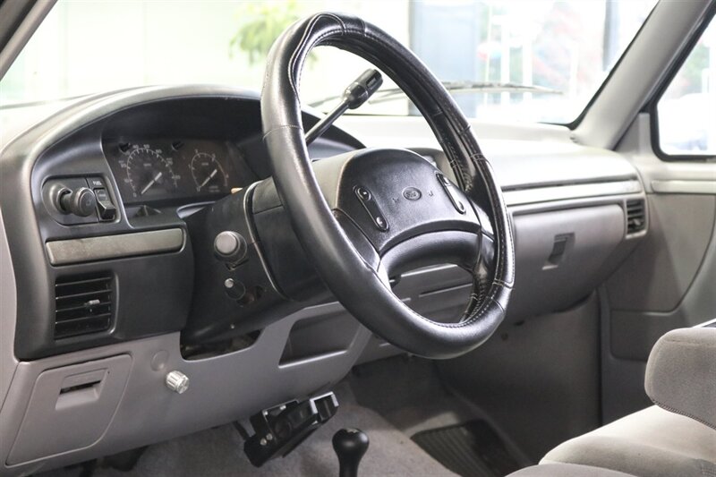 1995 Ford F-350 XLT  1-OWNER* 100% RUST FREE* 73K ACTUAL MILES* NEW 4 " BDS LIFT W/ FOX SHOCKS* NEW 35 " BFG KO3s* FULL FRESH SERVICE* ALL ORIGINAL BOOKS & MANUALS - Photo 82 - Portland, OR 97230