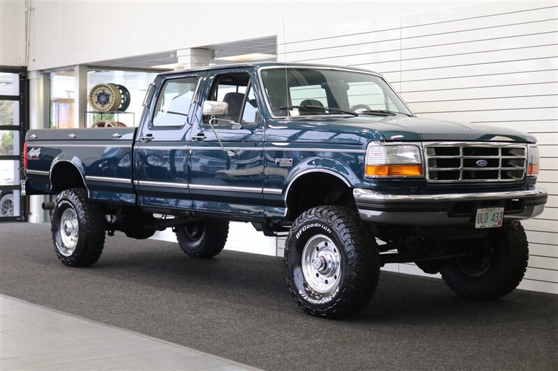 1995 Ford F-350 XLT  1-OWNER* 100% RUST FREE* 73K ACTUAL MILES* NEW 4 " BDS LIFT W/ FOX SHOCKS* NEW 35 " BFG KO3s* FULL FRESH SERVICE* ALL ORIGINAL BOOKS & MANUALS - Photo 2 - Portland, OR 97230