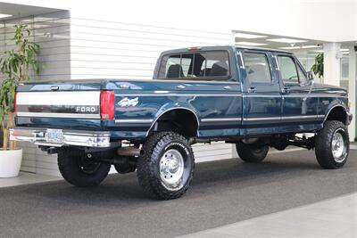 1995 Ford F-350 XLT  1-OWNER* 100% RUST FREE* 73K ACTUAL MILES* NEW 4 " BDS LIFT W/ FOX SHOCKS* NEW 35 " BFG KO3s* FULL FRESH SERVICE* ALL ORIGINAL BOOKS & MANUALS - Photo 7 - Portland, OR 97230