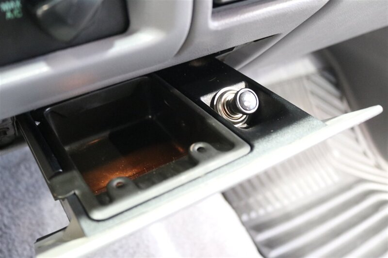 1995 Ford F-350 XLT  1-OWNER* 100% RUST FREE* 73K ACTUAL MILES* NEW 4 " BDS LIFT W/ FOX SHOCKS* NEW 35 " BFG KO3s* FULL FRESH SERVICE* ALL ORIGINAL BOOKS & MANUALS - Photo 93 - Portland, OR 97230