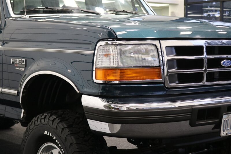 1995 Ford F-350 XLT  1-OWNER* 100% RUST FREE* 73K ACTUAL MILES* NEW 4 " BDS LIFT W/ FOX SHOCKS* NEW 35 " BFG KO3s* FULL FRESH SERVICE* ALL ORIGINAL BOOKS & MANUALS - Photo 13 - Portland, OR 97230