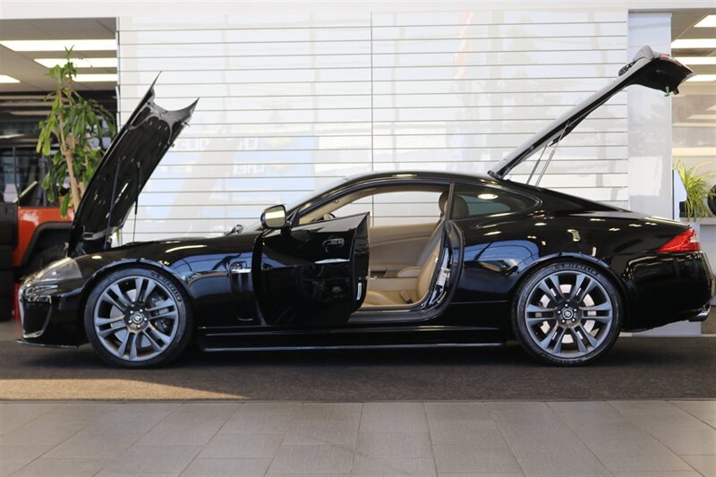 2010 Jaguar XK XKR - Photo 12 - Portland, OR 97230