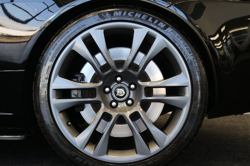 2010 Jaguar XK XKR - Photo 20 - Portland, OR 97230