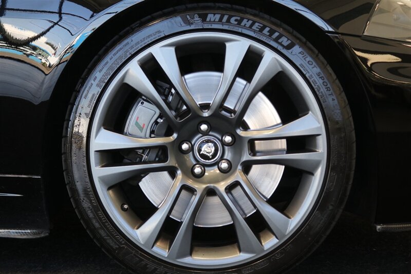 2010 Jaguar XK XKR - Photo 60 - Portland, OR 97230