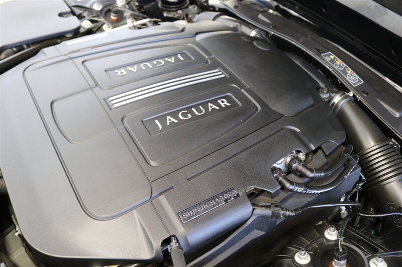 2010 Jaguar XK XKR - Photo 24 - Portland, OR 97230
