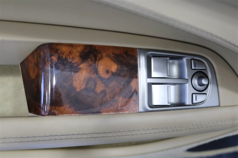 2010 Jaguar XK XKR - Photo 40 - Portland, OR 97230