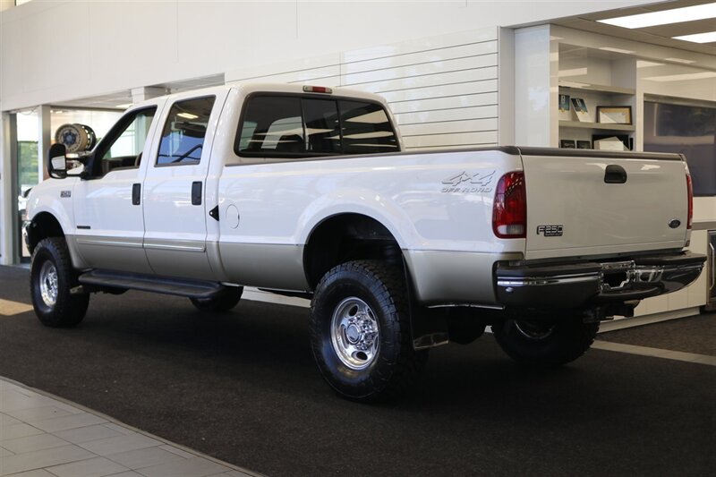 2000 Ford F-250 Lariat  1-OWNER* 100% RUST & CORROSION FREE* NEW 2.5 "LEVEL LIFT W/ BILSTEIN 5100s* NEW 35 " TOYO A/T III 10-PLYs* AIR LIFT REAR AIR BAGS* FULL FRESH SERVICE W/ NEW FLUIDS* ALL BOOKS & KEYS* LARIAT LONG BED - Photo 6 - Portland, OR 97230