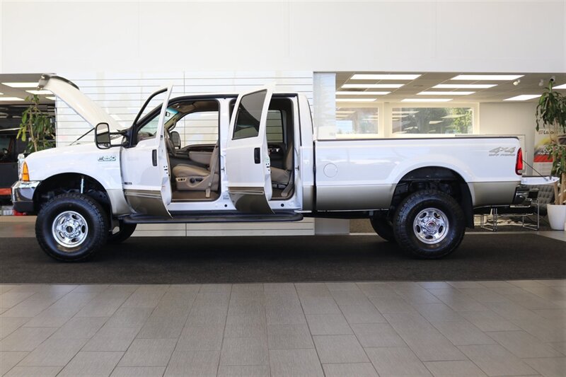 2000 Ford F-250 Lariat  1-OWNER* 100% RUST & CORROSION FREE* NEW 2.5 "LEVEL LIFT W/ BILSTEIN 5100s* NEW 35 " TOYO A/T III 10-PLYs* AIR LIFT REAR AIR BAGS* FULL FRESH SERVICE W/ NEW FLUIDS* ALL BOOKS & KEYS* LARIAT LONG BED - Photo 10 - Portland, OR 97230