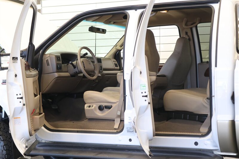 2000 Ford F-250 Lariat  1-OWNER* 100% RUST & CORROSION FREE* NEW 2.5 "LEVEL LIFT W/ BILSTEIN 5100s* NEW 35 " TOYO A/T III 10-PLYs* AIR LIFT REAR AIR BAGS* FULL FRESH SERVICE W/ NEW FLUIDS* ALL BOOKS & KEYS* LARIAT LONG BED - Photo 50 - Portland, OR 97230