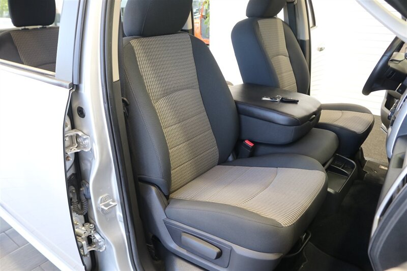 2012 RAM 3500 SLT   - Photo 17 - Portland, OR 97230