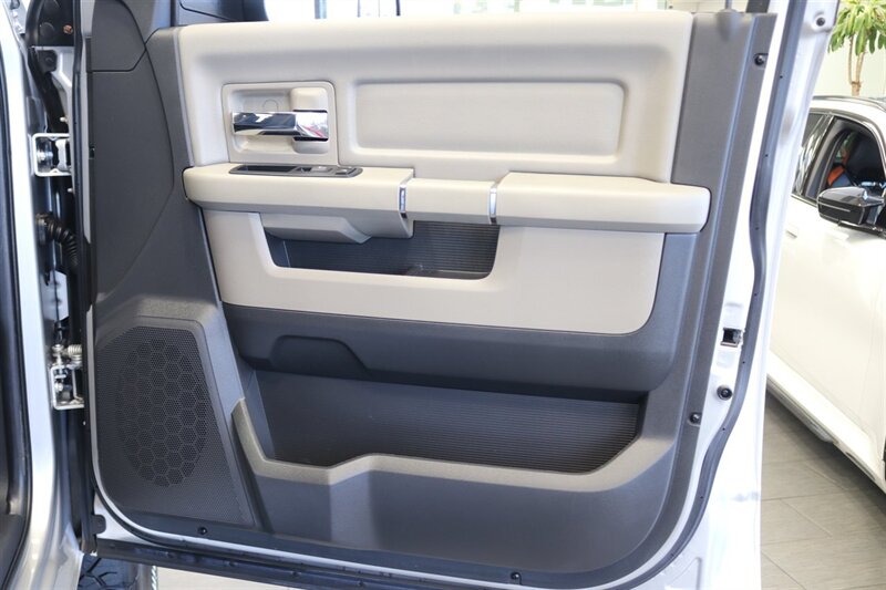 2012 RAM 3500 SLT   - Photo 63 - Portland, OR 97230