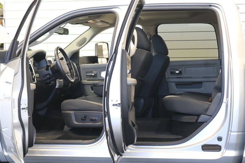 2012 RAM 3500 SLT   - Photo 46 - Portland, OR 97230