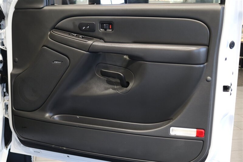 2006 Chevrolet Silverado 2500 LT3 1-OWNER* 100% RUST FREE* 6-SPD ALLISON* ALL RECDS SINCE NEW* NEW 2.5 " FABTEC LEVEL KIT W/ BILSTEIN 5100s & 33 " BFG KO3 10-PLYs* LONG BED* NO 5TH WHEEL-GOOSENECK* LT3 PKG* FRESH FULL SERVICE - Photo 67 - Portland, OR 97230