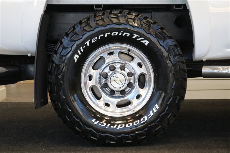 2006 Chevrolet Silverado 2500 LT3 1-OWNER* 100% RUST FREE* 6-SPD ALLISON* ALL RECDS SINCE NEW* NEW 2.5 " FABTEC LEVEL KIT W/ BILSTEIN 5100s & 33 " BFG KO3 10-PLYs* LONG BED* NO 5TH WHEEL-GOOSENECK* LT3 PKG* FRESH FULL SERVICE - Photo 63 - Portland, OR 97230