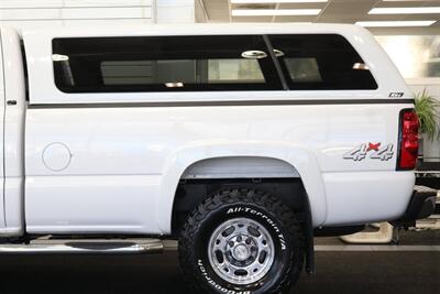 2006 Chevrolet Silverado 2500 LT3 1-OWNER* 100% RUST FREE* 6-SPD ALLISON* ALL RECDS SINCE NEW* NEW 2.5 " FABTEC LEVEL KIT W/ BILSTEIN 5100s & 33 " BFG KO3 10-PLYs* LONG BED* NO 5TH WHEEL-GOOSENECK* LT3 PKG* FRESH FULL SERVICE - Photo 52 - Portland, OR 97230