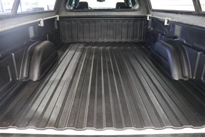 2006 Chevrolet Silverado 2500 LT3 1-OWNER* 100% RUST FREE* 6-SPD ALLISON* ALL RECDS SINCE NEW* NEW 2.5 " FABTEC LEVEL KIT W/ BILSTEIN 5100s & 33 " BFG KO3 10-PLYs* LONG BED* NO 5TH WHEEL-GOOSENECK* LT3 PKG* FRESH FULL SERVICE - Photo 46 - Portland, OR 97230