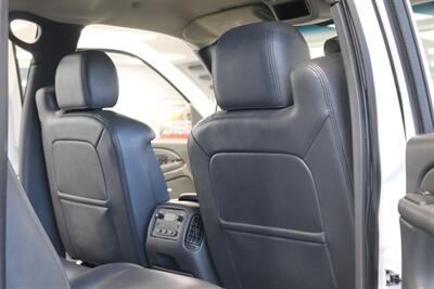 2006 Chevrolet Silverado 2500 LT3 1-OWNER* 100% RUST FREE* 6-SPD ALLISON* ALL RECDS SINCE NEW* NEW 2.5 " FABTEC LEVEL KIT W/ BILSTEIN 5100s & 33 " BFG KO3 10-PLYs* LONG BED* NO 5TH WHEEL-GOOSENECK* LT3 PKG* FRESH FULL SERVICE - Photo 83 - Portland, OR 97230