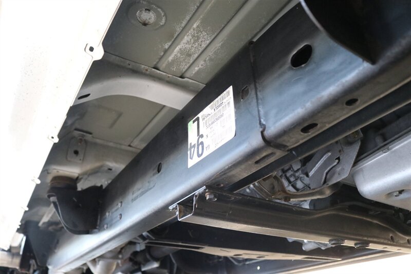 2006 Chevrolet Silverado 2500 LT3 1-OWNER* 100% RUST FREE* 6-SPD ALLISON* ALL RECDS SINCE NEW* NEW 2.5 " FABTEC LEVEL KIT W/ BILSTEIN 5100s & 33 " BFG KO3 10-PLYs* LONG BED* NO 5TH WHEEL-GOOSENECK* LT3 PKG* FRESH FULL SERVICE - Photo 23 - Portland, OR 97230