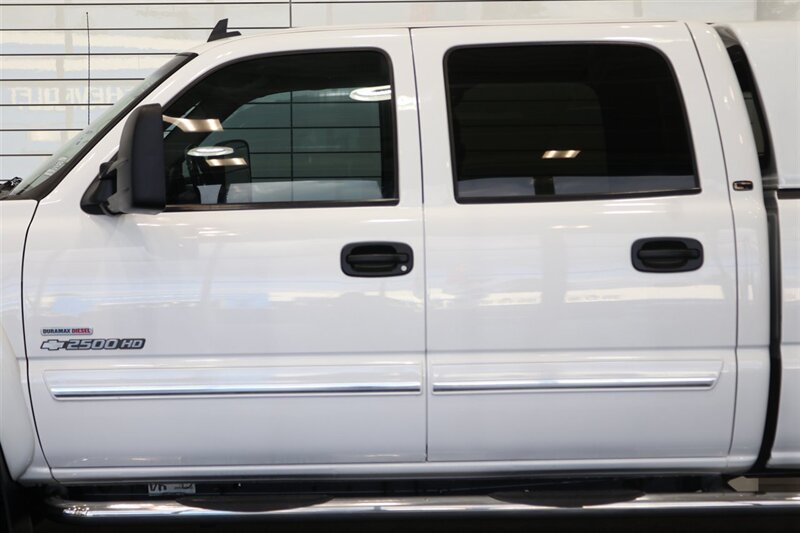 2006 Chevrolet Silverado 2500 LT3 1-OWNER* 100% RUST FREE* 6-SPD ALLISON* ALL RECDS SINCE NEW* NEW 2.5 " FABTEC LEVEL KIT W/ BILSTEIN 5100s & 33 " BFG KO3 10-PLYs* LONG BED* NO 5TH WHEEL-GOOSENECK* LT3 PKG* FRESH FULL SERVICE - Photo 50 - Portland, OR 97230