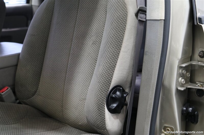 2004 Dodge Ram 2500 SLT  1-OWNER* 5.9L HIGH OUTPUT W/6-SPEED MANUAL* 100% RUST FREE* NEW 35 "NITTO 10-PLY TIRES* NEVER HAD 5TH WHEEL OR GOOSENECK* LEVELED W/BILSTEIN 5100 SHOCKS & STEERING STABILIZER* BOOKS-WINDOW STICKER - Photo 76 - Portland, OR 97230