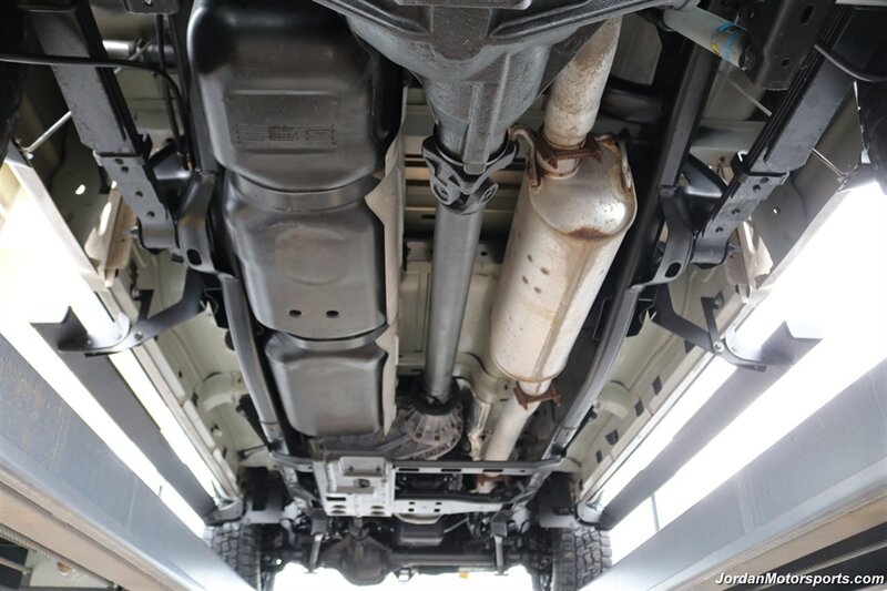 2004 Dodge Ram 2500 SLT  1-OWNER* 5.9L HIGH OUTPUT W/6-SPEED MANUAL* 100% RUST FREE* NEW 35 "NITTO 10-PLY TIRES* NEVER HAD 5TH WHEEL OR GOOSENECK* LEVELED W/BILSTEIN 5100 SHOCKS & STEERING STABILIZER* BOOKS-WINDOW STICKER - Photo 22 - Portland, OR 97230