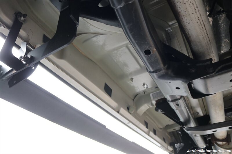 2004 Dodge Ram 2500 SLT  1-OWNER* 5.9L HIGH OUTPUT W/6-SPEED MANUAL* 100% RUST FREE* NEW 35 "NITTO 10-PLY TIRES* NEVER HAD 5TH WHEEL OR GOOSENECK* LEVELED W/BILSTEIN 5100 SHOCKS & STEERING STABILIZER* BOOKS-WINDOW STICKER - Photo 26 - Portland, OR 97230