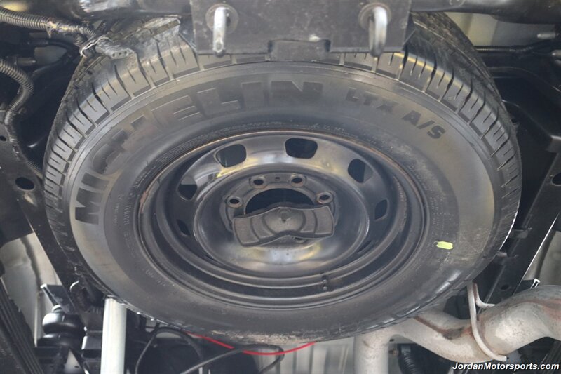 2004 Dodge Ram 2500 SLT  1-OWNER* 5.9L HIGH OUTPUT W/6-SPEED MANUAL* 100% RUST FREE* NEW 35 "NITTO 10-PLY TIRES* NEVER HAD 5TH WHEEL OR GOOSENECK* LEVELED W/BILSTEIN 5100 SHOCKS & STEERING STABILIZER* BOOKS-WINDOW STICKER - Photo 39 - Portland, OR 97230