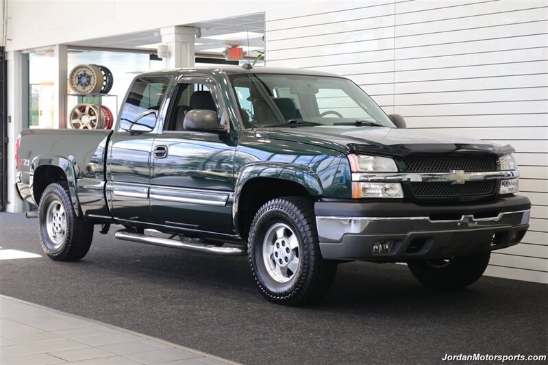 2004 Chevrolet Silverado 1500 Z71  1-OWNER* 38K ACTUAL MILES* 4X4* 100% RUST FREE* ALL ORIGINAL BOOKS & MANUALS & SERVICE RECORDS & 2 SETS OF KEYS* SPRAY IN BED LINER* 6-PASSENGER SEATING* Z-71 PACKAGE