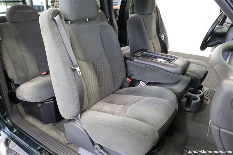 2004 Chevrolet Silverado 1500 Z71  1-OWNER* 38K ACTUAL MILES* 4X4* 100% RUST FREE* ALL ORIGINAL BOOKS & MANUALS & SERVICE RECORDS & 2 SETS OF KEYS* SPRAY IN BED LINER* 6-PASSENGER SEATING* Z-71 PACKAGE - Photo 17 - Portland, OR 97230