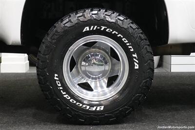 2001 Ford F-350 Lariat  CALIFORNIA TRUCK ALL OF ITS LIFE* 100% RUST FREE* 55K MLS ORIGINAL* NEW BFG KO3 10-PLYs* NEW BRAKES-ROTORS-FLUIDS* REAR AIR BAGS WITH ONBOARD COMPRESSOR* SPRAY IN BED LINER* ALL BOOKS & KEYS - Photo 41 - Portland, OR 97230