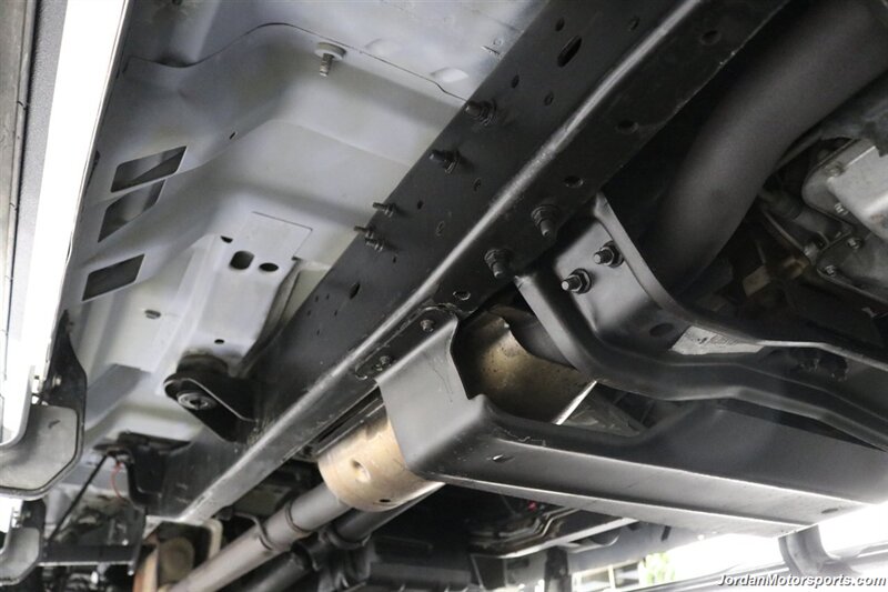 2001 Ford F-350 Lariat  CALIFORNIA TRUCK ALL OF ITS LIFE* 100% RUST FREE* 55K MLS ORIGINAL* NEW BFG KO3 10-PLYs* NEW BRAKES-ROTORS-FLUIDS* REAR AIR BAGS WITH ONBOARD COMPRESSOR* SPRAY IN BED LINER* ALL BOOKS & KEYS - Photo 22 - Portland, OR 97230