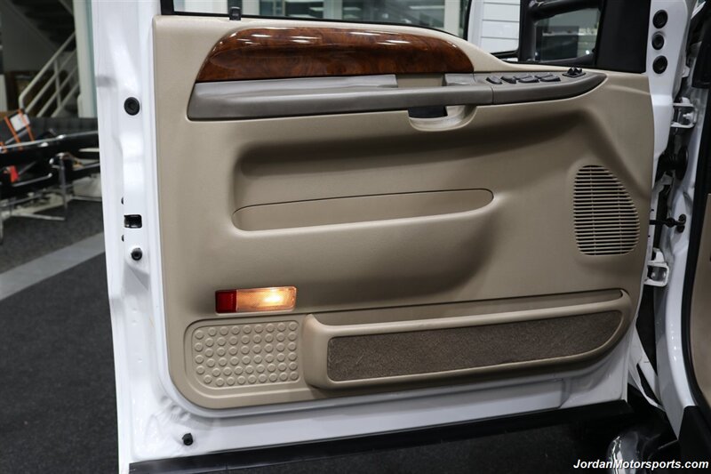 2001 Ford F-350 Lariat  CALIFORNIA TRUCK ALL OF ITS LIFE* 100% RUST FREE* 55K MLS ORIGINAL* NEW BFG KO3 10-PLYs* NEW BRAKES-ROTORS-FLUIDS* REAR AIR BAGS WITH ONBOARD COMPRESSOR* SPRAY IN BED LINER* ALL BOOKS & KEYS - Photo 64 - Portland, OR 97230