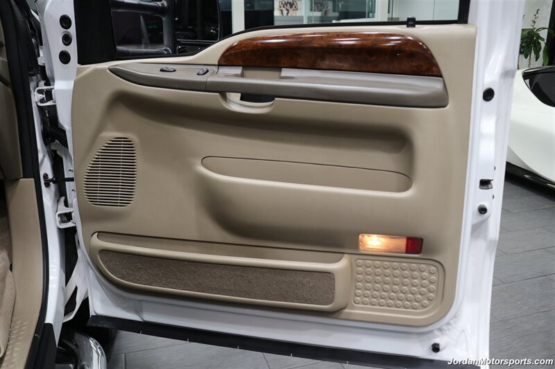 2001 Ford F-350 Lariat  CALIFORNIA TRUCK ALL OF ITS LIFE* 100% RUST FREE* 55K MLS ORIGINAL* NEW BFG KO3 10-PLYs* NEW BRAKES-ROTORS-FLUIDS* REAR AIR BAGS WITH ONBOARD COMPRESSOR* SPRAY IN BED LINER* ALL BOOKS & KEYS - Photo 65 - Portland, OR 97230