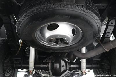 2001 Ford F-350 Lariat  CALIFORNIA TRUCK ALL OF ITS LIFE* 100% RUST FREE* 55K MLS ORIGINAL* NEW BFG KO3 10-PLYs* NEW BRAKES-ROTORS-FLUIDS* REAR AIR BAGS WITH ONBOARD COMPRESSOR* SPRAY IN BED LINER* ALL BOOKS & KEYS - Photo 34 - Portland, OR 97230