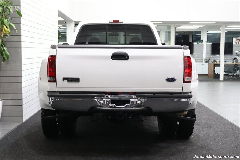 2001 Ford F-350 Lariat  CALIFORNIA TRUCK ALL OF ITS LIFE* 100% RUST FREE* 55K MLS ORIGINAL* NEW BFG KO3 10-PLYs* NEW BRAKES-ROTORS-FLUIDS* REAR AIR BAGS WITH ONBOARD COMPRESSOR* SPRAY IN BED LINER* ALL BOOKS & KEYS - Photo 9 - Portland, OR 97230