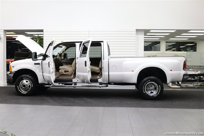 2001 Ford F-350 Lariat  CALIFORNIA TRUCK ALL OF ITS LIFE* 100% RUST FREE* 55K MLS ORIGINAL* NEW BFG KO3 10-PLYs* NEW BRAKES-ROTORS-FLUIDS* REAR AIR BAGS WITH ONBOARD COMPRESSOR* SPRAY IN BED LINER* ALL BOOKS & KEYS - Photo 10 - Portland, OR 97230