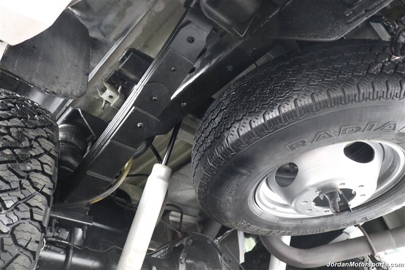 2001 Ford F-350 Lariat  CALIFORNIA TRUCK ALL OF ITS LIFE* 100% RUST FREE* 55K MLS ORIGINAL* NEW BFG KO3 10-PLYs* NEW BRAKES-ROTORS-FLUIDS* REAR AIR BAGS WITH ONBOARD COMPRESSOR* SPRAY IN BED LINER* ALL BOOKS & KEYS - Photo 29 - Portland, OR 97230