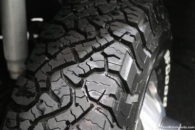 2001 Ford F-350 Lariat  CALIFORNIA TRUCK ALL OF ITS LIFE* 100% RUST FREE* 55K MLS ORIGINAL* NEW BFG KO3 10-PLYs* NEW BRAKES-ROTORS-FLUIDS* REAR AIR BAGS WITH ONBOARD COMPRESSOR* SPRAY IN BED LINER* ALL BOOKS & KEYS - Photo 43 - Portland, OR 97230