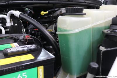 2001 Ford F-350 Lariat  CALIFORNIA TRUCK ALL OF ITS LIFE* 100% RUST FREE* 55K MLS ORIGINAL* NEW BFG KO3 10-PLYs* NEW BRAKES-ROTORS-FLUIDS* REAR AIR BAGS WITH ONBOARD COMPRESSOR* SPRAY IN BED LINER* ALL BOOKS & KEYS - Photo 38 - Portland, OR 97230