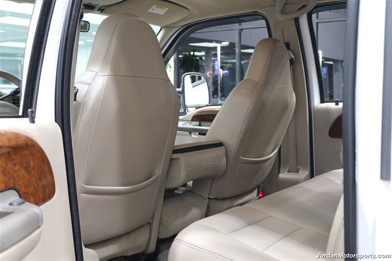 2001 Ford F-350 Lariat  CALIFORNIA TRUCK ALL OF ITS LIFE* 100% RUST FREE* 55K MLS ORIGINAL* NEW BFG KO3 10-PLYs* NEW BRAKES-ROTORS-FLUIDS* REAR AIR BAGS WITH ONBOARD COMPRESSOR* SPRAY IN BED LINER* ALL BOOKS & KEYS - Photo 85 - Portland, OR 97230