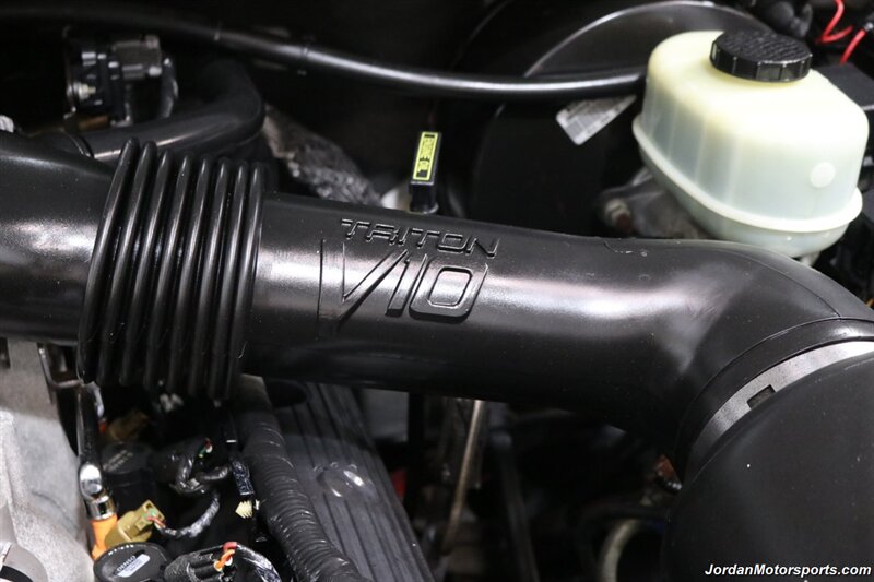 2001 Ford F-350 Lariat  CALIFORNIA TRUCK ALL OF ITS LIFE* 100% RUST FREE* 55K MLS ORIGINAL* NEW BFG KO3 10-PLYs* NEW BRAKES-ROTORS-FLUIDS* REAR AIR BAGS WITH ONBOARD COMPRESSOR* SPRAY IN BED LINER* ALL BOOKS & KEYS - Photo 39 - Portland, OR 97230