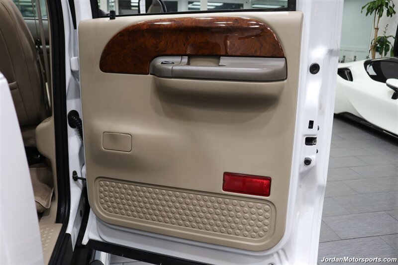 2001 Ford F-350 Lariat  CALIFORNIA TRUCK ALL OF ITS LIFE* 100% RUST FREE* 55K MLS ORIGINAL* NEW BFG KO3 10-PLYs* NEW BRAKES-ROTORS-FLUIDS* REAR AIR BAGS WITH ONBOARD COMPRESSOR* SPRAY IN BED LINER* ALL BOOKS & KEYS - Photo 67 - Portland, OR 97230