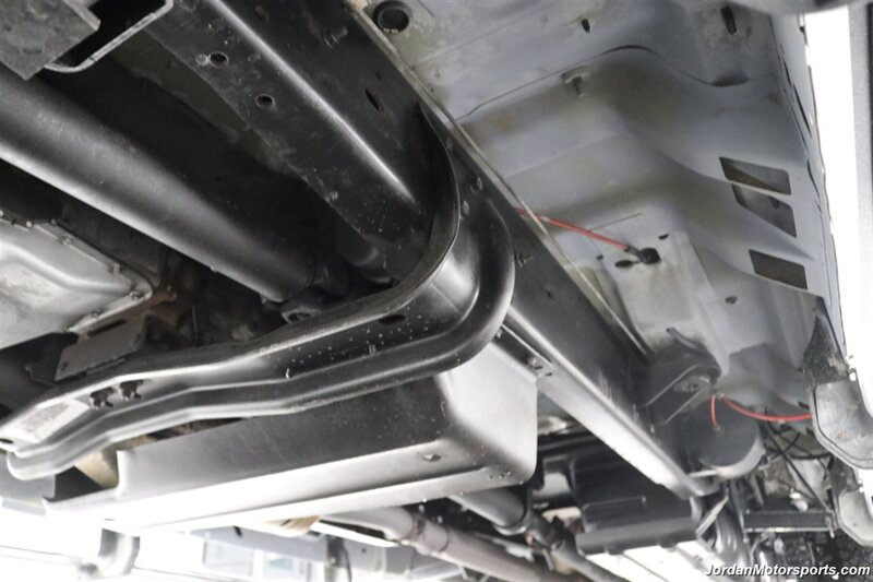 2001 Ford F-350 Lariat  CALIFORNIA TRUCK ALL OF ITS LIFE* 100% RUST FREE* 55K MLS ORIGINAL* NEW BFG KO3 10-PLYs* NEW BRAKES-ROTORS-FLUIDS* REAR AIR BAGS WITH ONBOARD COMPRESSOR* SPRAY IN BED LINER* ALL BOOKS & KEYS - Photo 26 - Portland, OR 97230