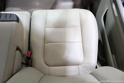 2001 Ford F-350 Lariat  CALIFORNIA TRUCK ALL OF ITS LIFE* 100% RUST FREE* 55K MLS ORIGINAL* NEW BFG KO3 10-PLYs* NEW BRAKES-ROTORS-FLUIDS* REAR AIR BAGS WITH ONBOARD COMPRESSOR* SPRAY IN BED LINER* ALL BOOKS & KEYS - Photo 75 - Portland, OR 97230