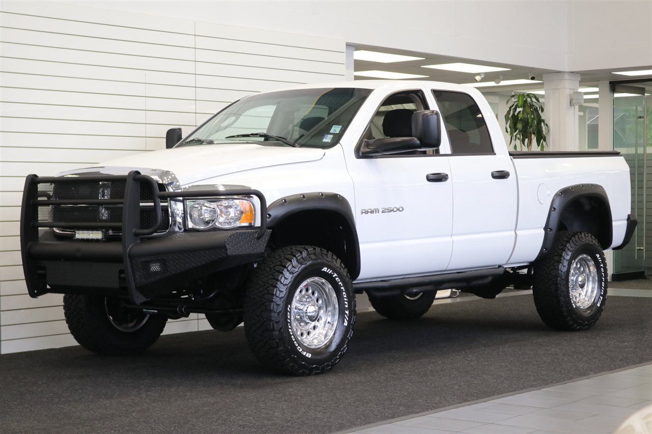 2004 Dodge Ram 2500 SLT 4dr Quad Cab SLT  1-OWNER* 100% RUST FREE* NEW 3 " LEVEL KIT W/ BILSTEIN 5100 SHOCKS* NEW 35 " BFG KO3 12-PLY W/ NEW 17 " WHEELS* NEVER HAD A 5TH WHEEL OR GOOSENECK* ALL SERVICE RECDS SINCE NEW - Photo 1 - Portland, OR 97230