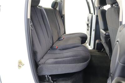 2004 Dodge Ram 2500 SLT 4dr Quad Cab SLT 1-OWNER* 100% RUST FREE* NEW 3 " LEVEL KIT W/ BILSTEIN 5100 SHOCKS* NEW 35 " BFG KO3 12-PLY W/ NEW 17 " WHEELS* NEVER HAD A 5TH WHEEL OR GOOSENECK* ALL SERVICE RECDS SINCE NEW - Photo 18 - Portland, OR 97230