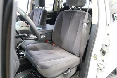 2004 Dodge Ram 2500 SLT 4dr Quad Cab SLT 1-OWNER* 100% RUST FREE* NEW 3 " LEVEL KIT W/ BILSTEIN 5100 SHOCKS* NEW 35 " BFG KO3 12-PLY W/ NEW 17 " WHEELS* NEVER HAD A 5TH WHEEL OR GOOSENECK* ALL SERVICE RECDS SINCE NEW - Photo 16 - Portland, OR 97230