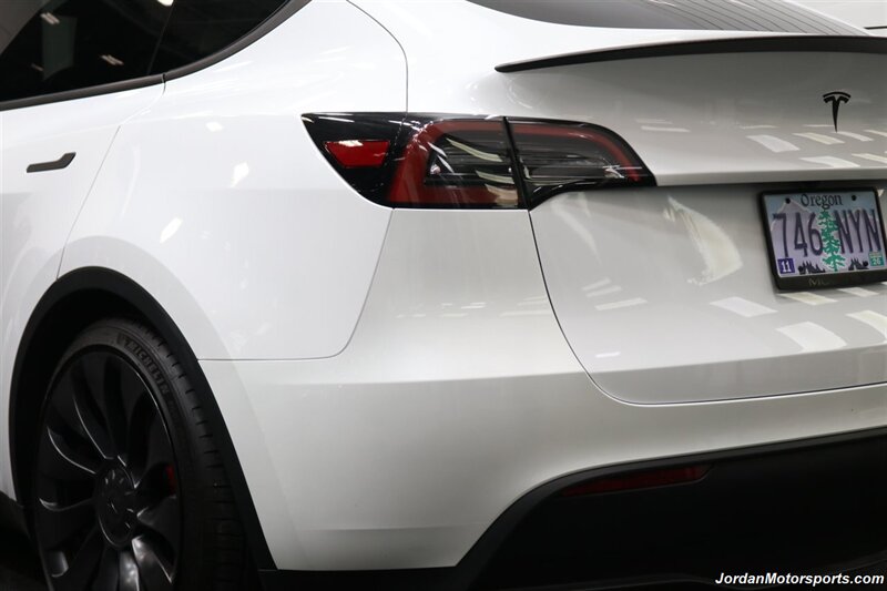 2023 Tesla Model Y Performance  1-OWNER* PERFORMANCE PKG* NEW MICHELIN PILOT SPORT TIRES* FULL FRONT XPEL PPF* FULL NANO XPEL TINT FILM* 2 KEYS-CHARGER-ADAPTERS-PUMP* 0-ACCIDENTS* NON-SMOKER* UNDER FACTORY WARRANTY - Photo 13 - Portland, OR 97230