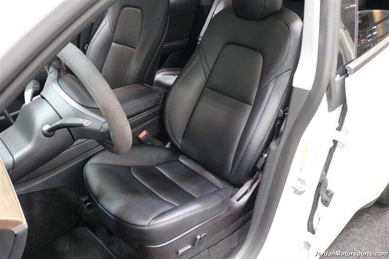 2023 Tesla Model Y Performance  1-OWNER* PERFORMANCE PKG* NEW MICHELIN PILOT SPORT TIRES* FULL FRONT XPEL PPF* FULL NANO XPEL TINT FILM* 2 KEYS-CHARGER-ADAPTERS-PUMP* 0-ACCIDENTS* NON-SMOKER* UNDER FACTORY WARRANTY - Photo 15 - Portland, OR 97230